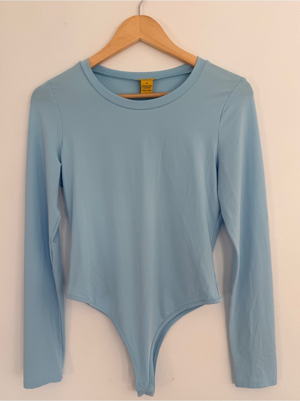 Daisy Light Blue Long-Sleeve Bodysuit Size XL